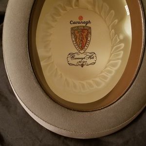 CAVNAUGH LONG OVAL DERBY